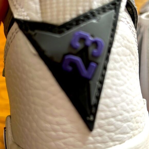 NWOT- Air Jordan 7 “Flint” HighTop Sneaker- Style #- CU9307-100-3.5 years (2021) - Picture 13 of 13